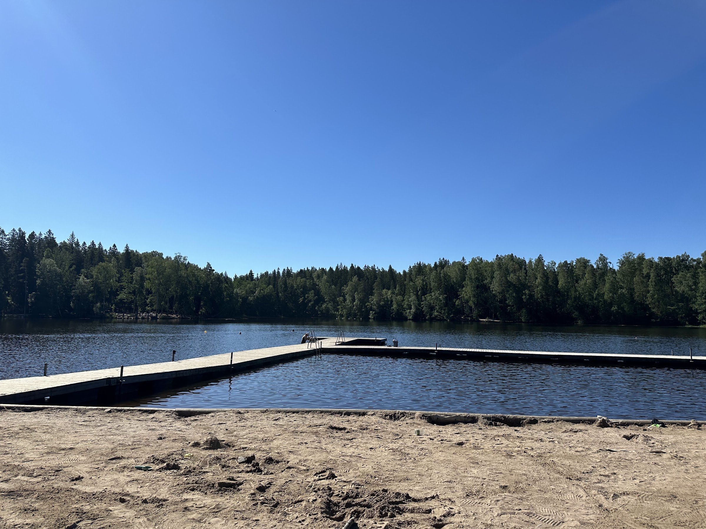 Bisajärvi Cooking Shelter (Bisajärven keittokatos)